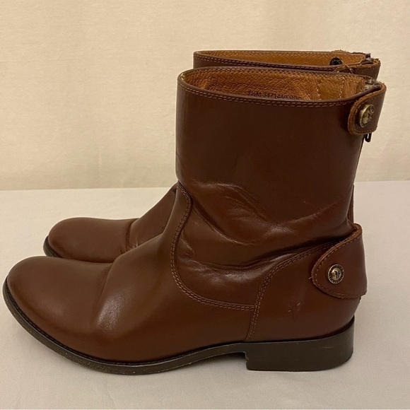 Frye Melissa Button Zip Short Cognac Ladies Ankle Boots Brown Booties Size 7.5 - Picture 2 of 14